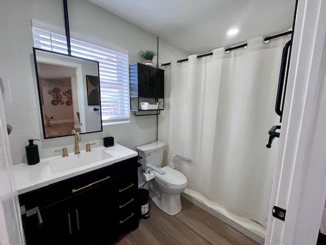 Clean, bright bathroom at Serenity Living Home Care II