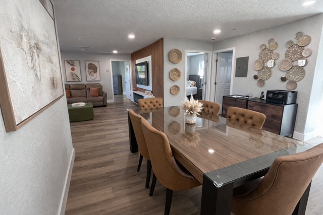 Family-style dining room at Serenity Living Home Care II